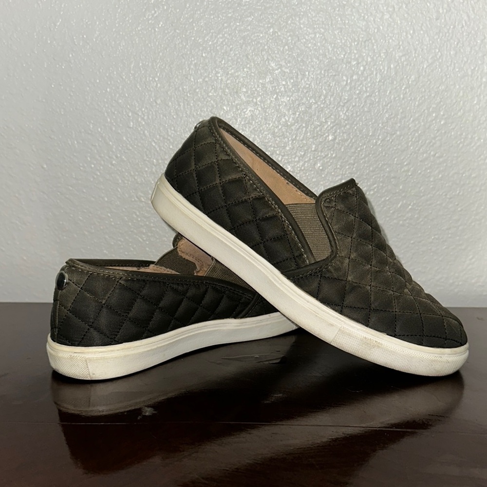 Quilted Slip-On Sneakers Green and White